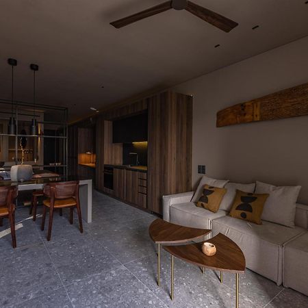 Olea Vouliagmeni Suite Athen Exterior foto