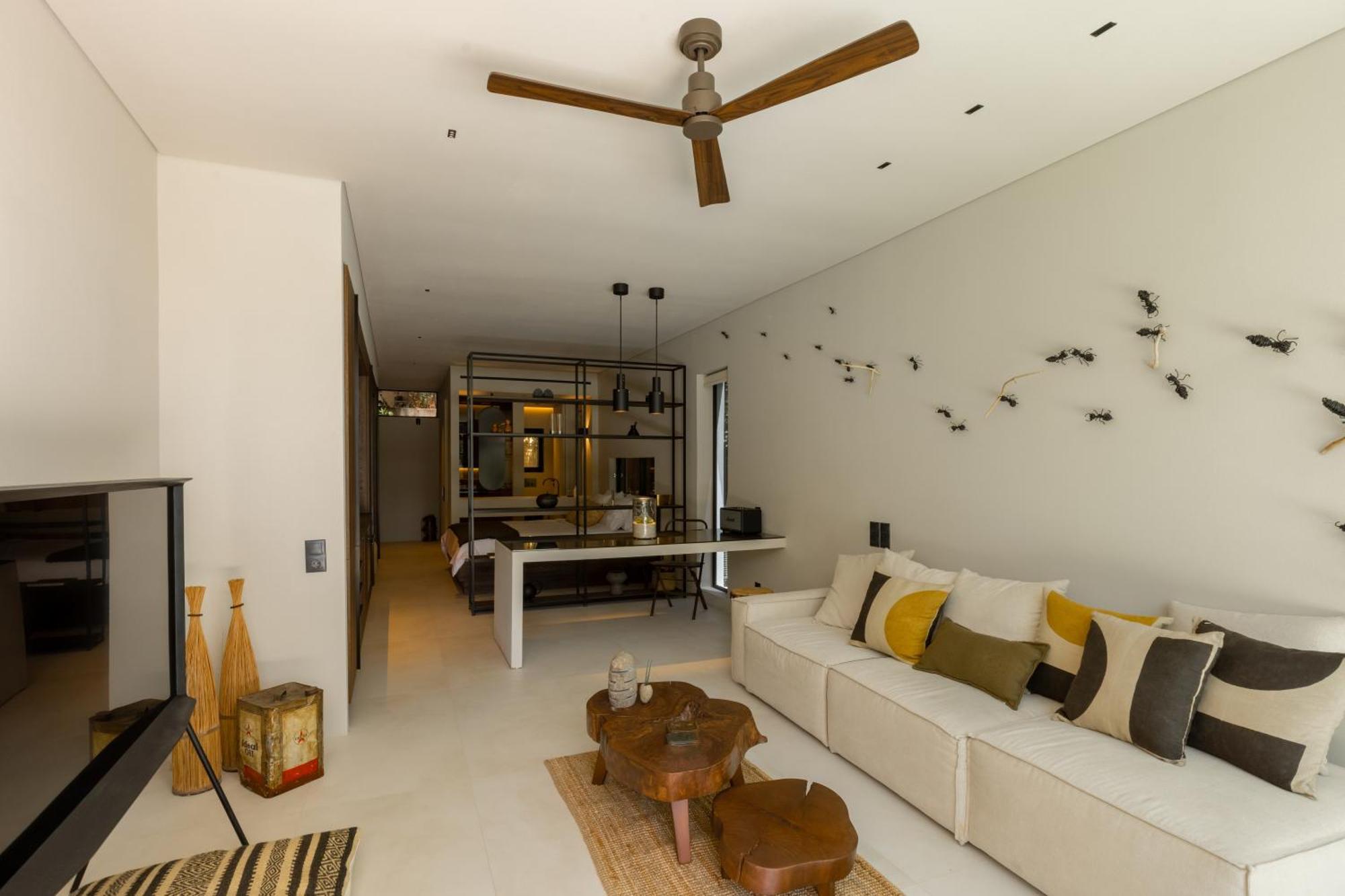 Olea Vouliagmeni Suite Athen Exterior foto