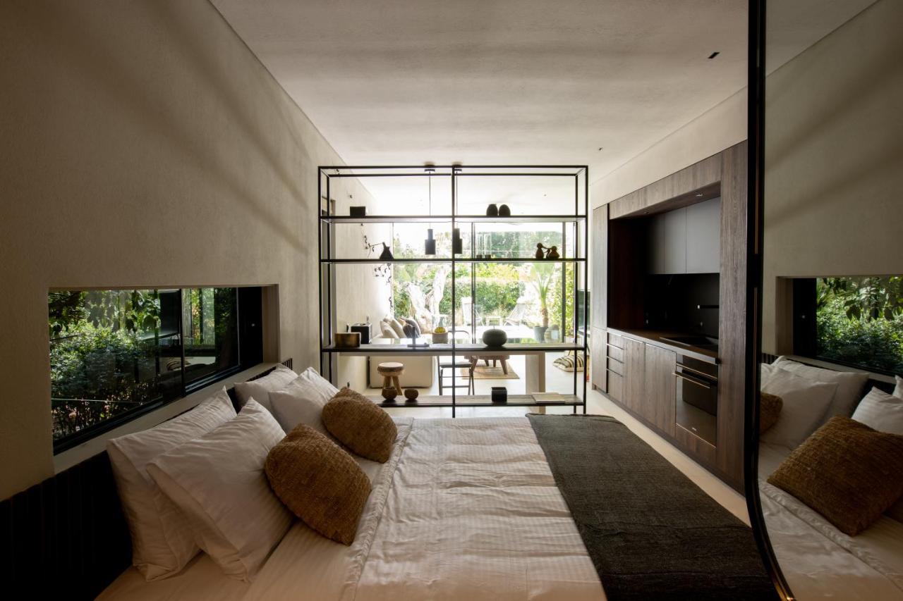 Olea Vouliagmeni Suite Athen Exterior foto