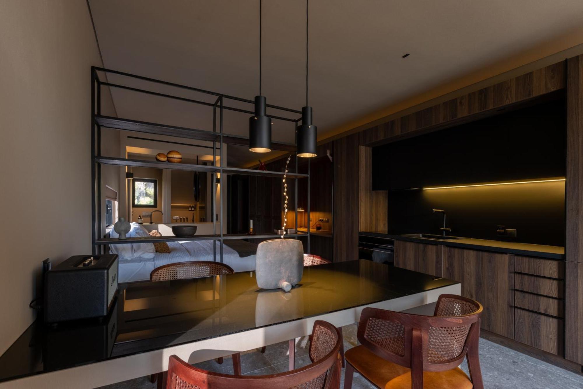 Olea Vouliagmeni Suite Athen Exterior foto