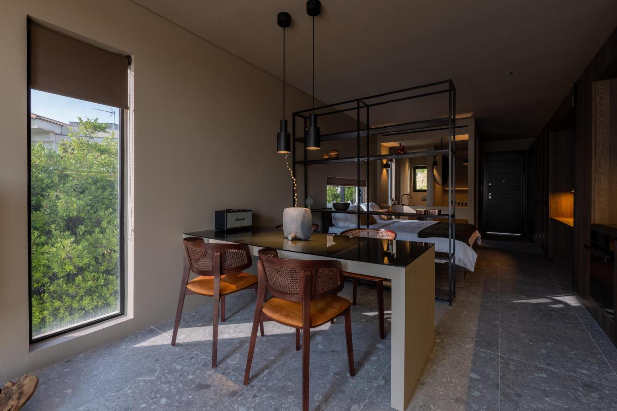 Olea Vouliagmeni Suite Athen Exterior foto