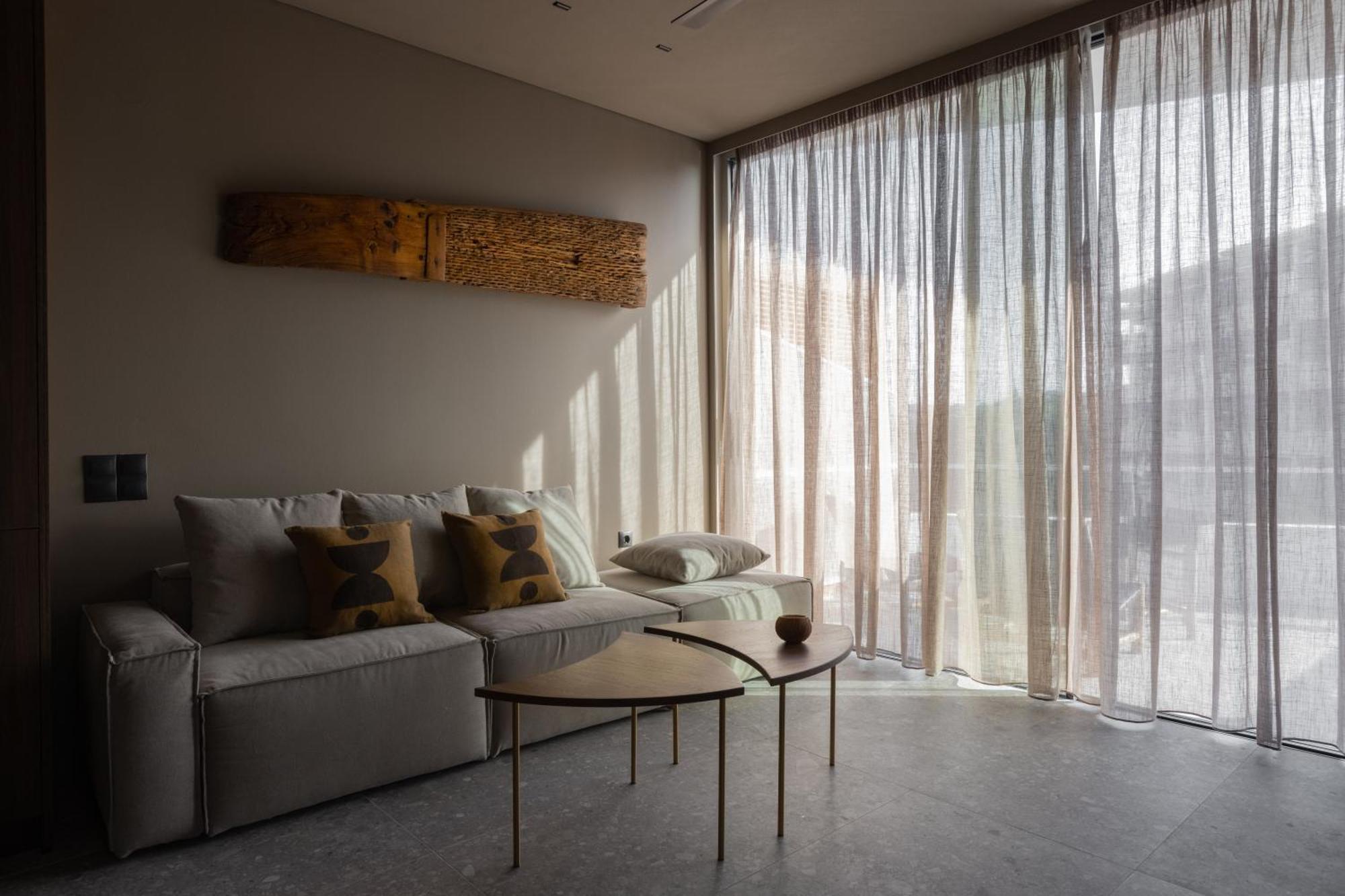 Olea Vouliagmeni Suite Athen Exterior foto